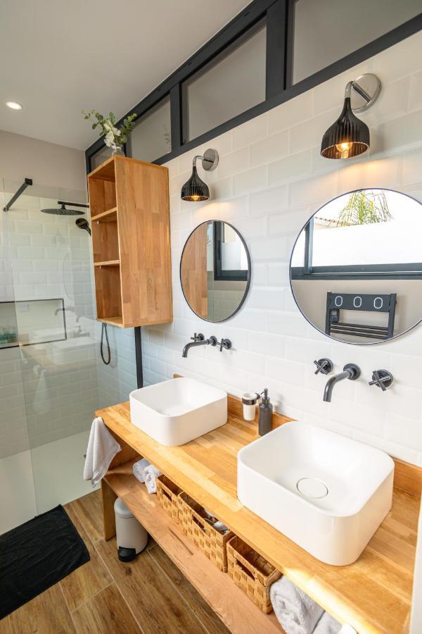 Le Somail L'Entre Deux-Suite Romantique - Jacuzzi Privatif - Clim Reversible - Wifi מראה חיצוני תמונה