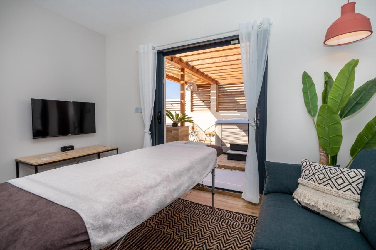 Le Somail L'Entre Deux-Suite Romantique - Jacuzzi Privatif - Clim Reversible - Wifi מראה חיצוני תמונה
